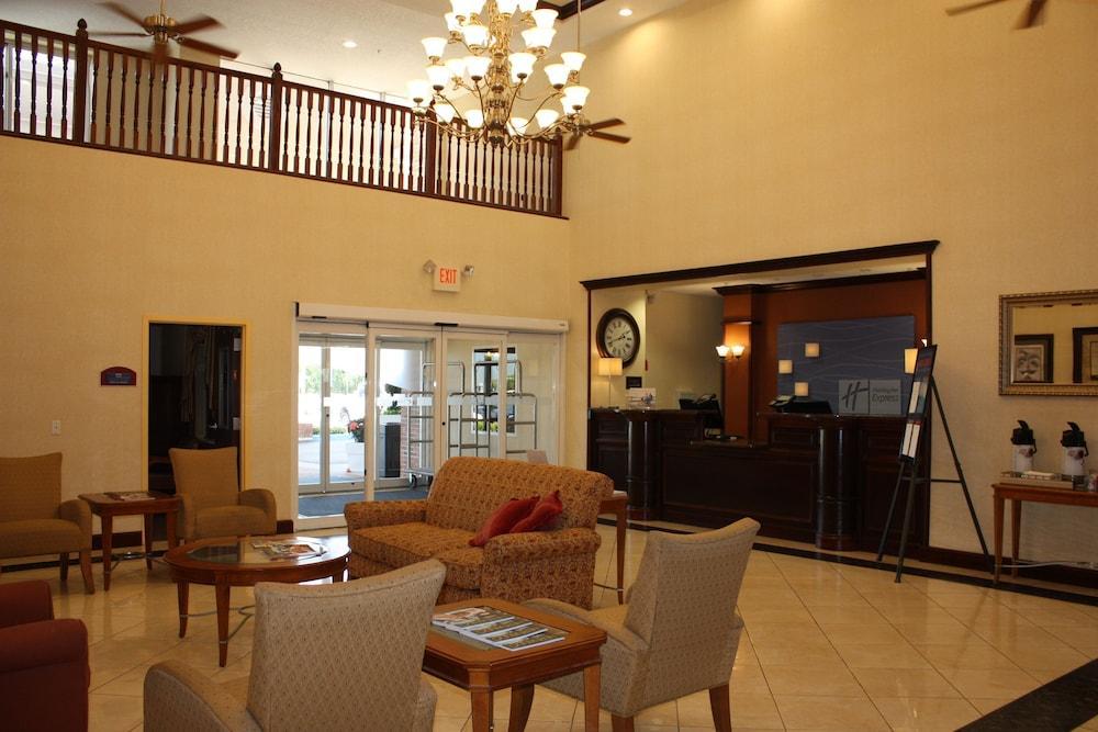Holiday Inn Express - Spring Hill By Ihg Extérieur photo