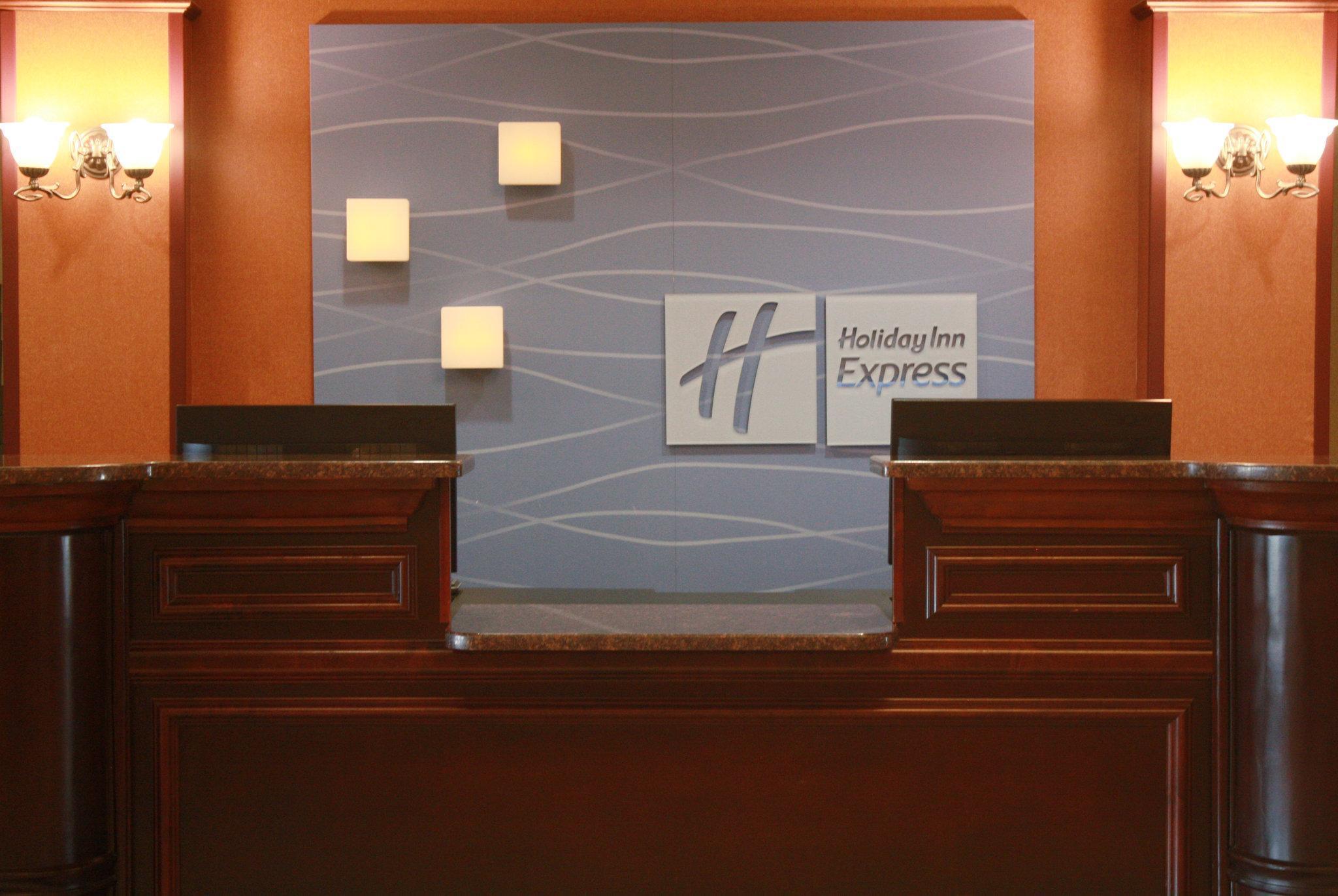 Holiday Inn Express - Spring Hill By Ihg Extérieur photo