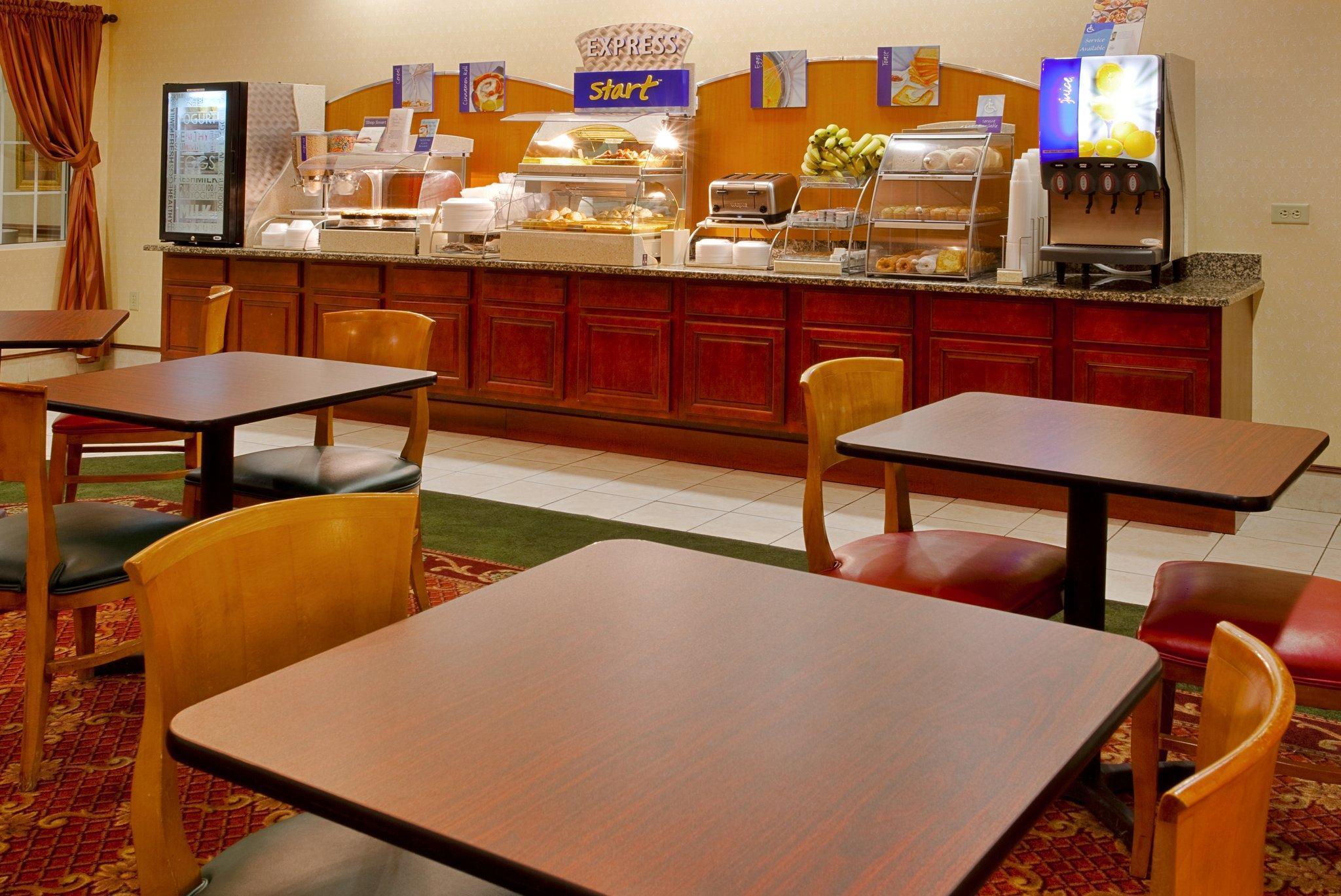 Holiday Inn Express - Spring Hill By Ihg Extérieur photo