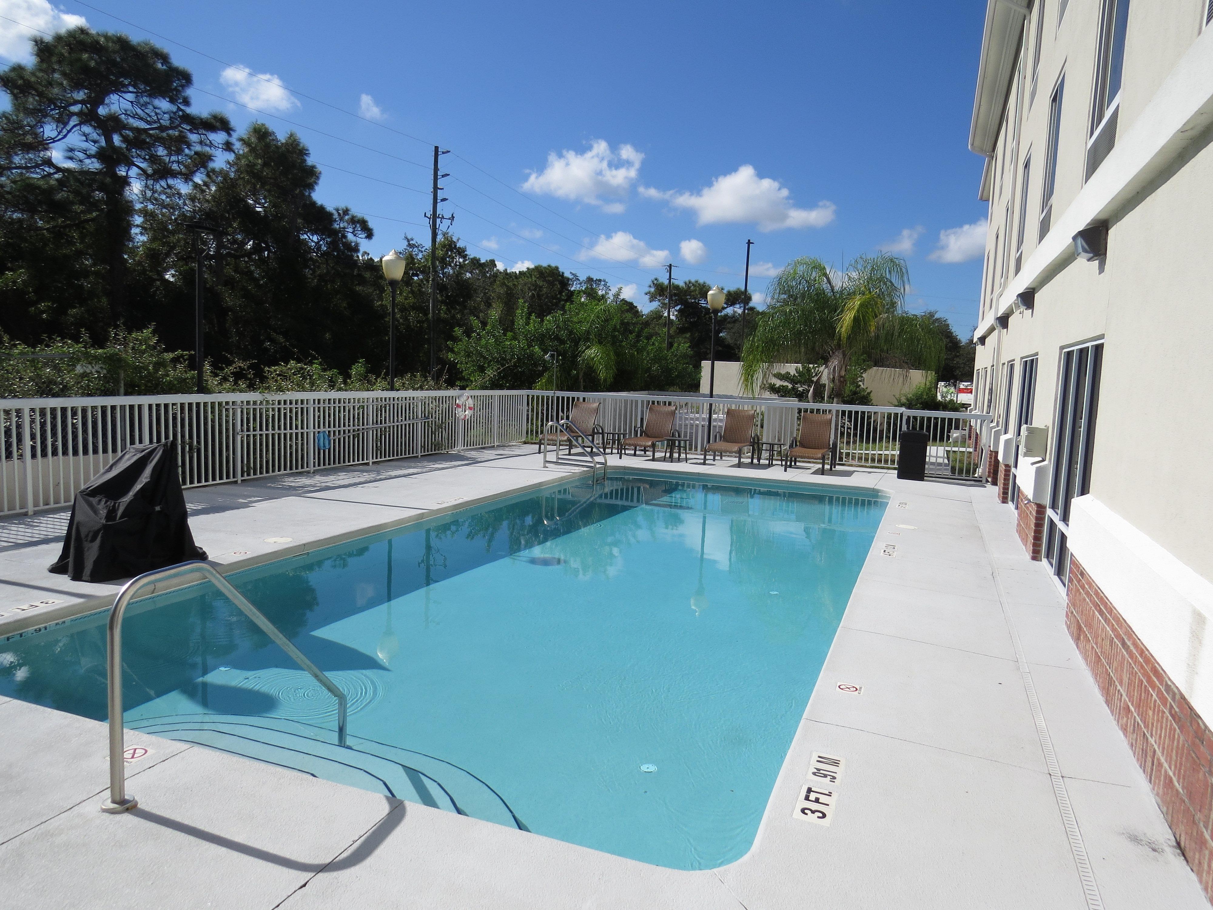 Holiday Inn Express - Spring Hill By Ihg Extérieur photo