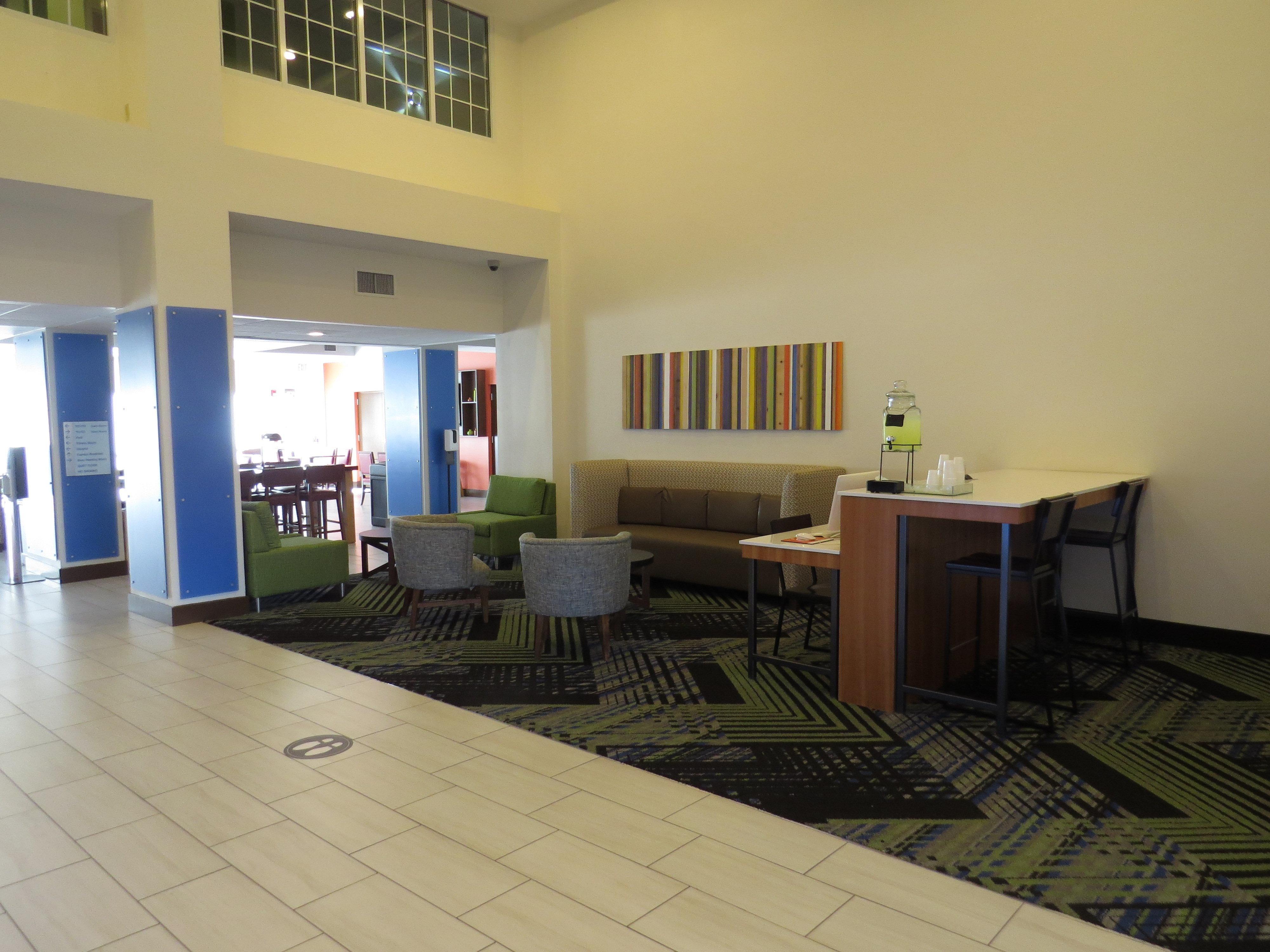 Holiday Inn Express - Spring Hill By Ihg Extérieur photo