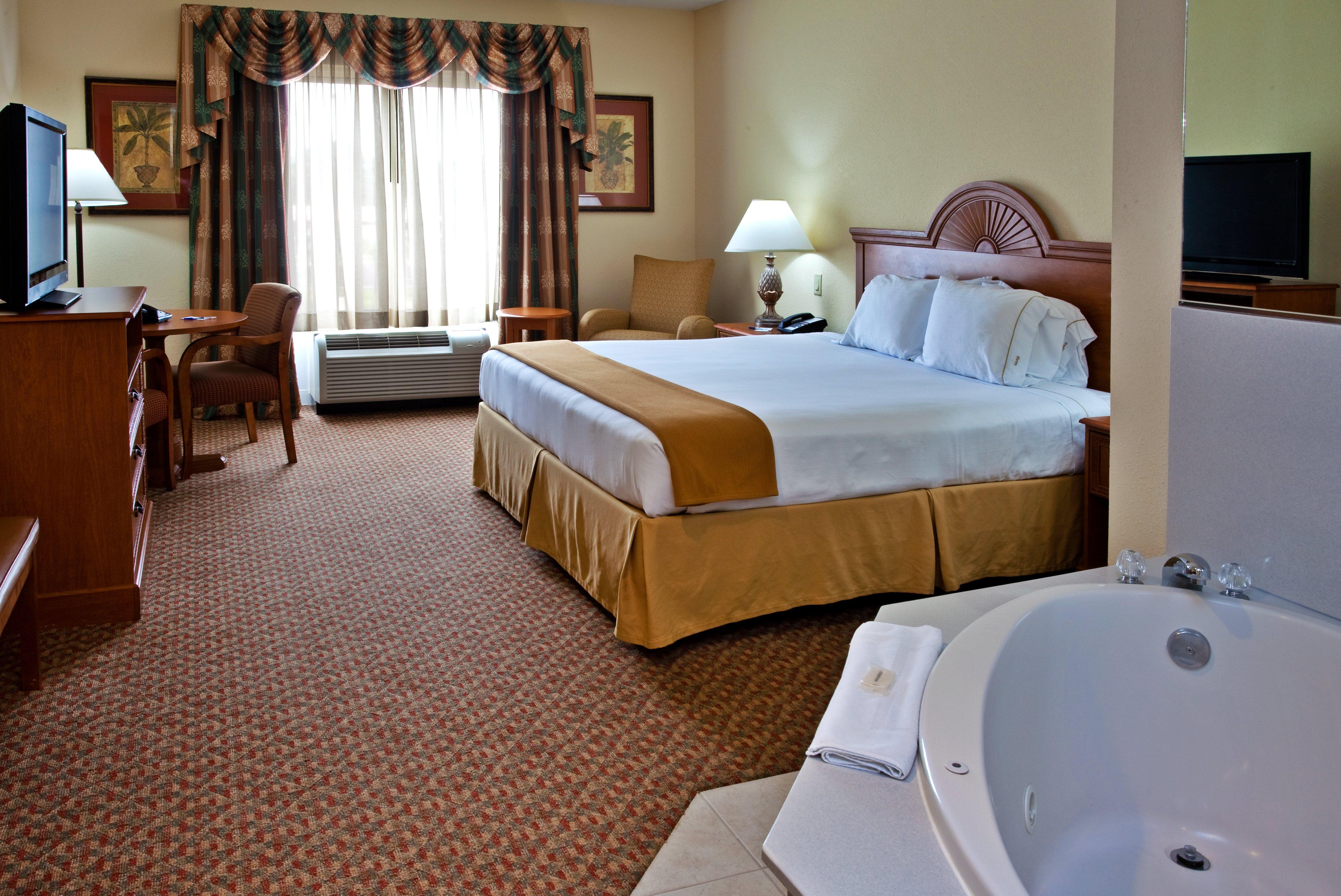 Holiday Inn Express - Spring Hill By Ihg Extérieur photo
