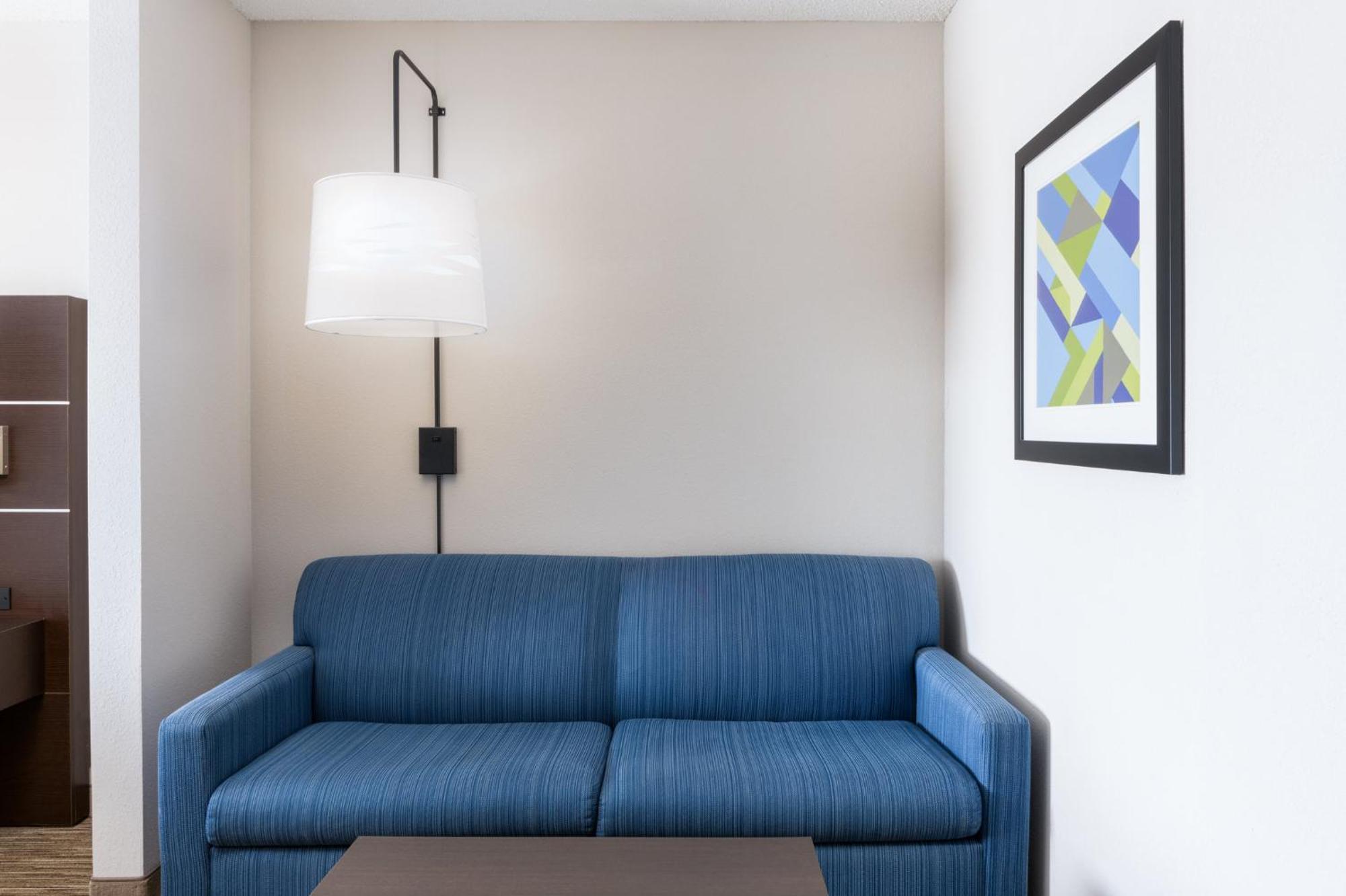Holiday Inn Express - Spring Hill By Ihg Extérieur photo