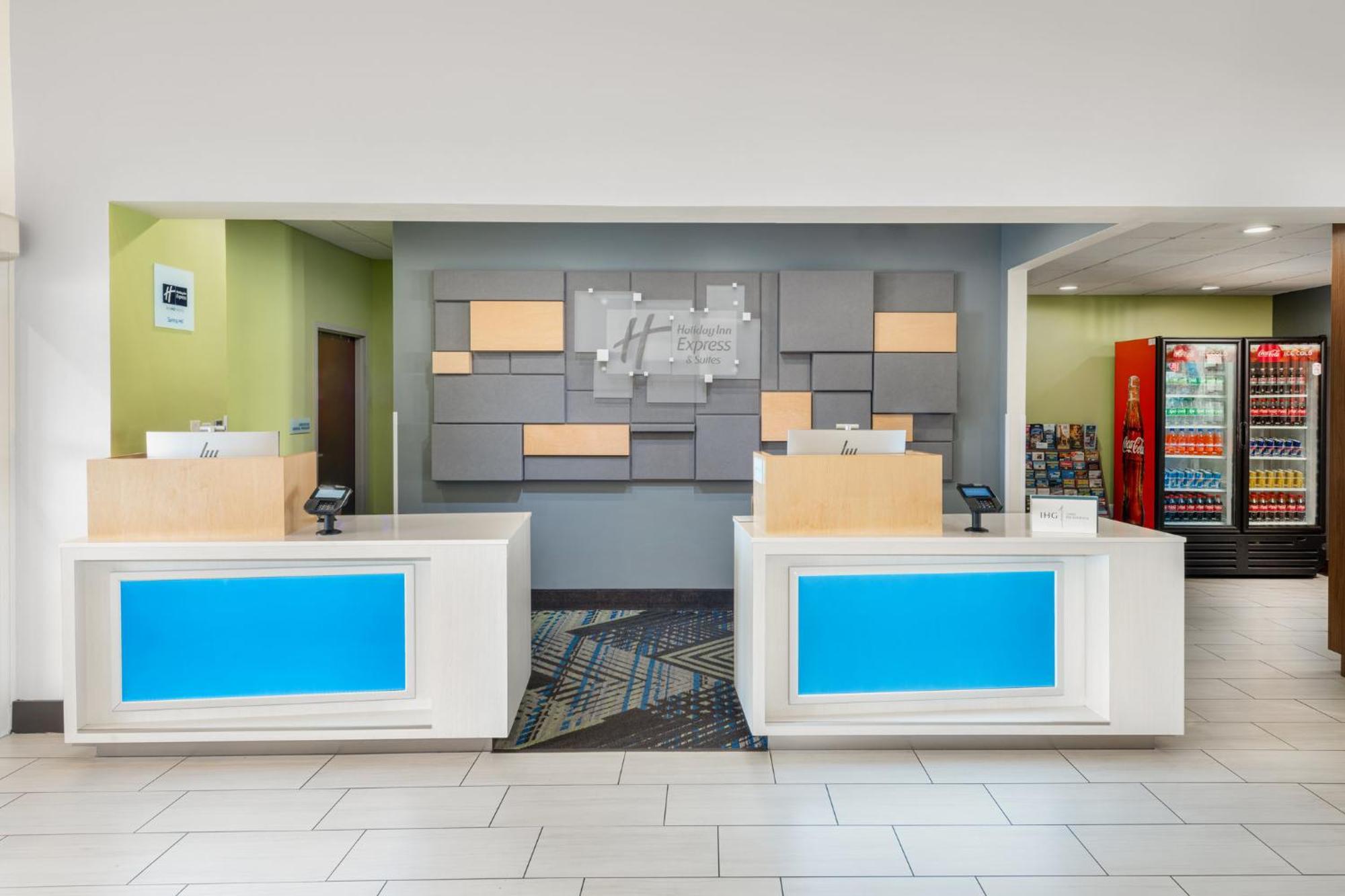 Holiday Inn Express - Spring Hill By Ihg Extérieur photo